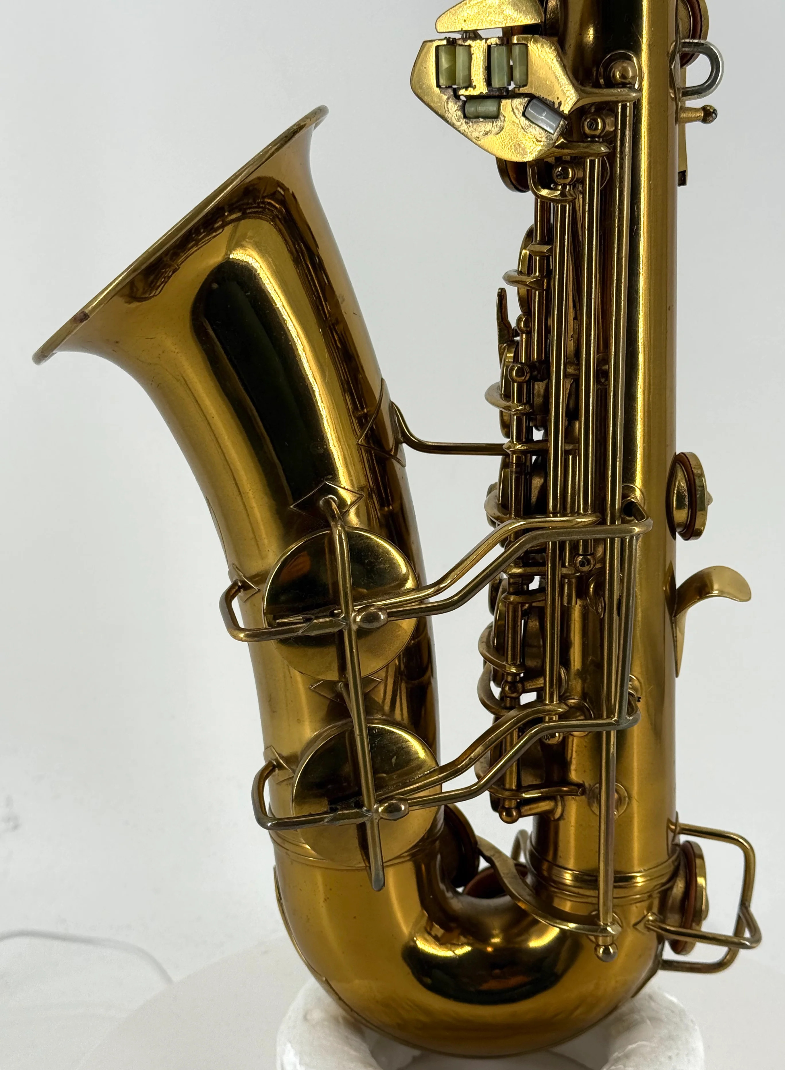 1945 Conn 6M Alto Saxophone Ser# 319XXX RR - Image 9