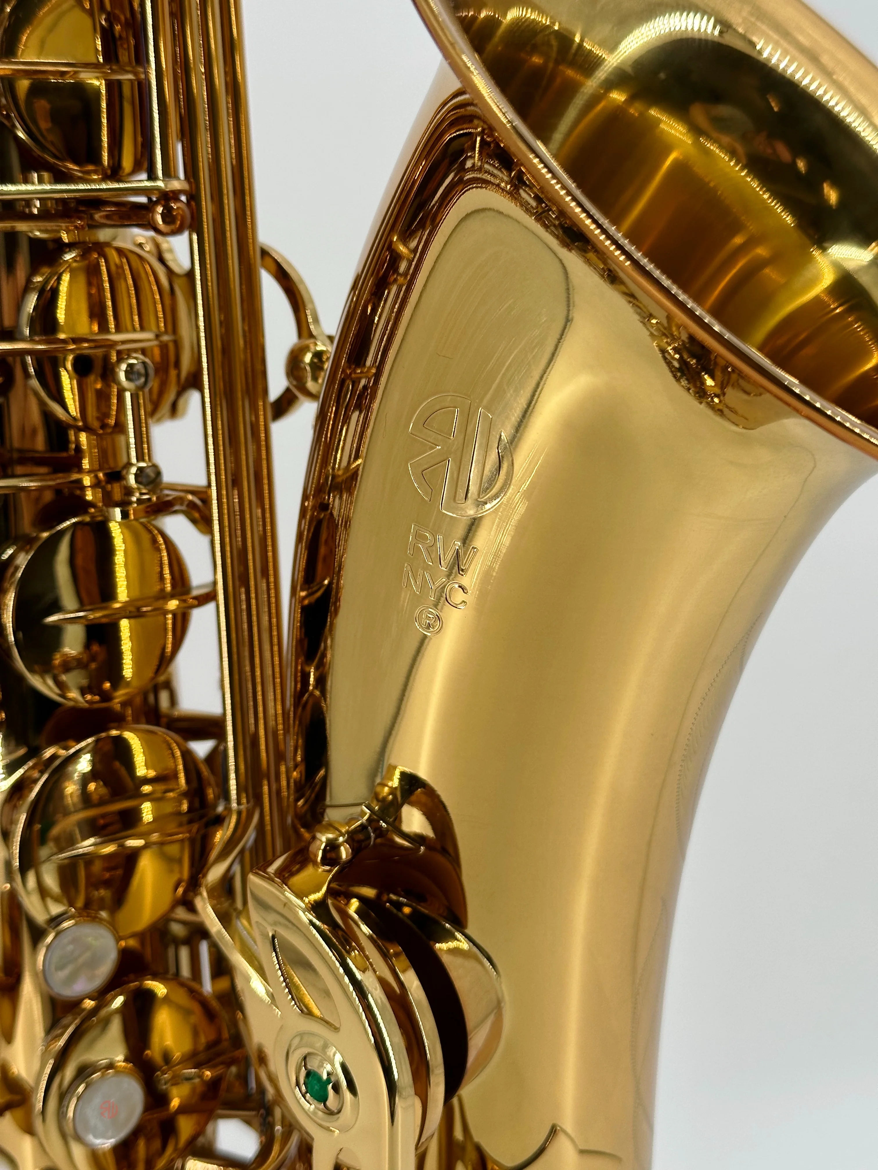 RW Pro-Series Light Tenor Saxophone - Image 11